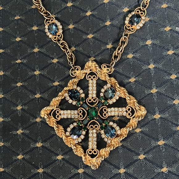 Vintage Jewelry - Vintage statement piece